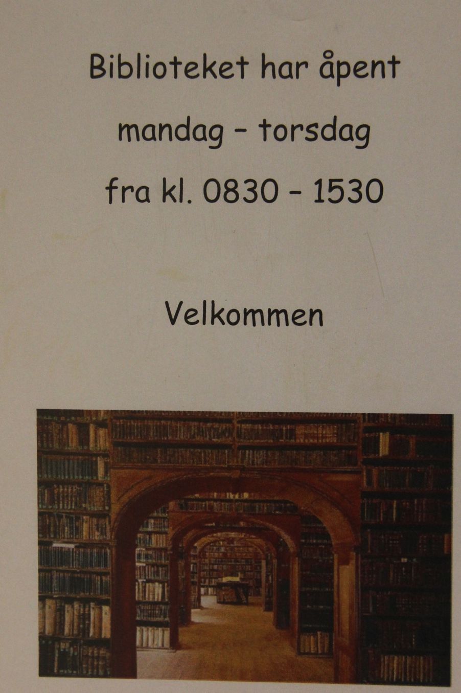 Bibliotek Åpningstider